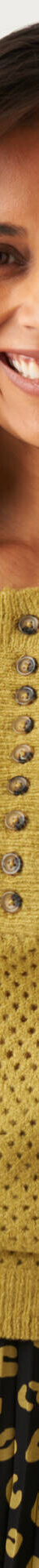 Pull ajouré col tunisien boutonné (vert olive) Pull ajouré col tunisien boutonné (vert olive)